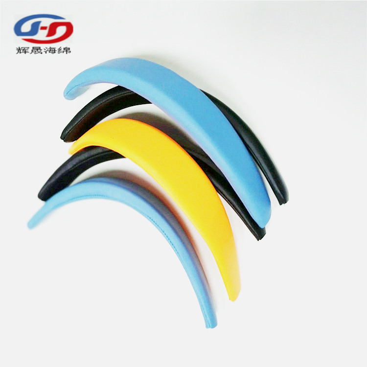 廠家直銷(xiāo)車(chē)縫耳機(jī)皮套護(hù)套 耳機(jī)配件皮耳套 海綿頭條PU皮定制