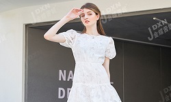 休閑女裝引領女裝風潮！
