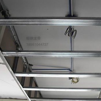 硅酸鈣板無(wú)棉板材供貨質(zhì)量好多種類(lèi)型都有防火加厚
